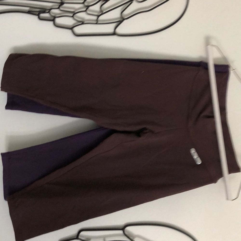 Bia Brazil midi yoga pants in dark+ vibrant purple